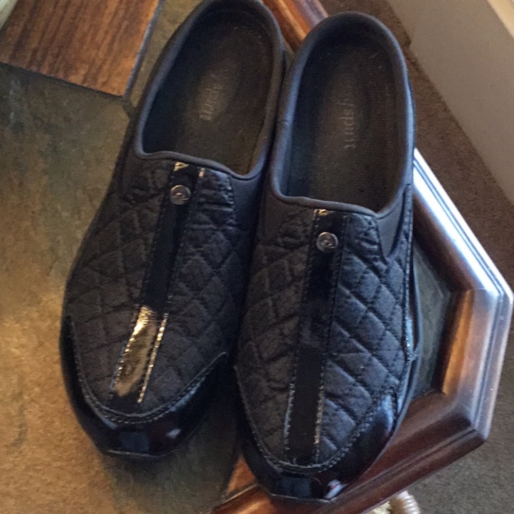 Easy Spirit Estravel Time Clogs